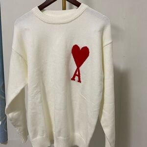 Ami Cream Sweater with Red Heart Motif🍒🍒
